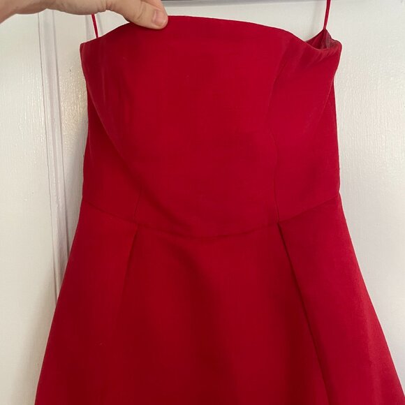 C/MEO Collective Strapless Making Waves Dress in Cherry (S) - Picture 3 of 5